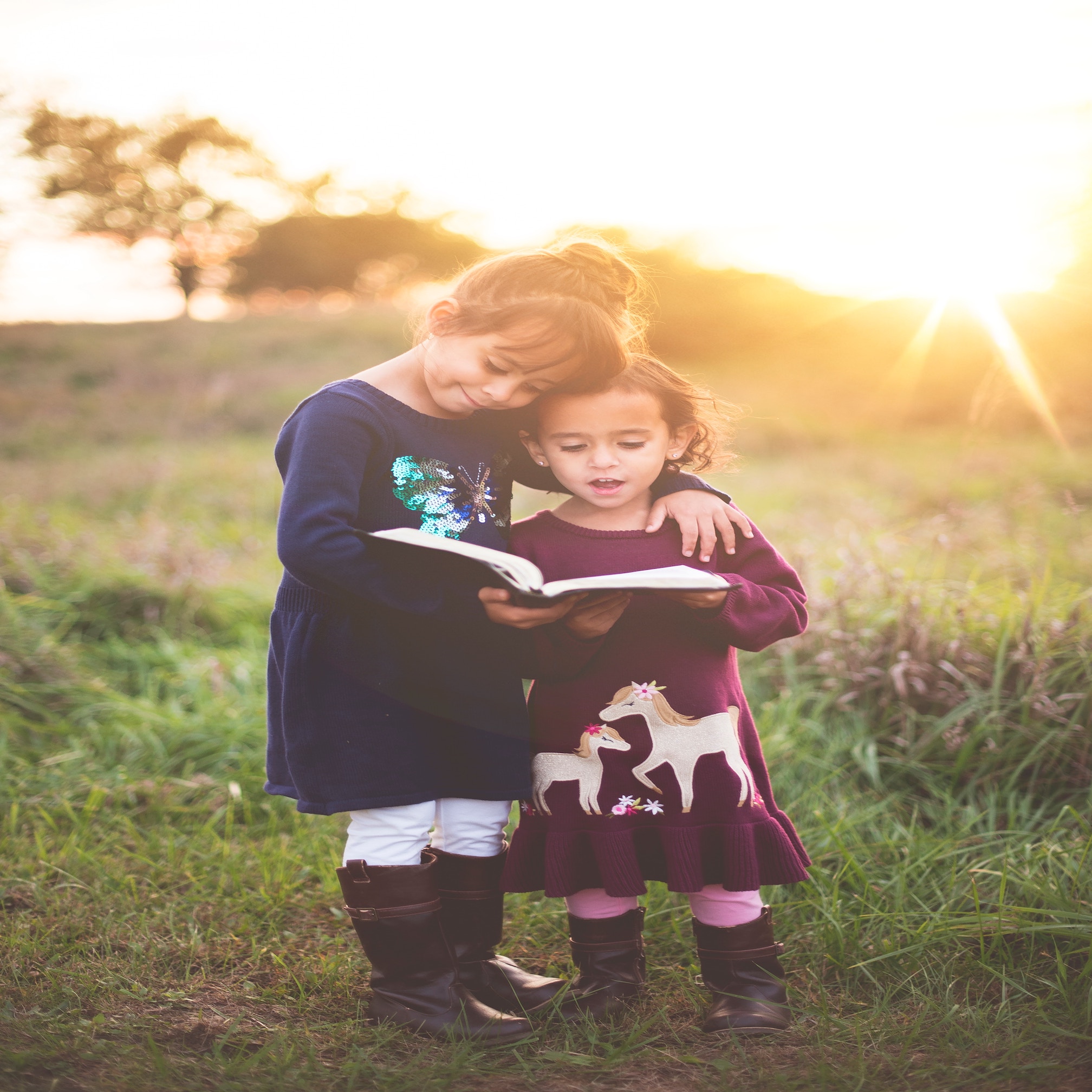 Show Notes for The Savvy Sauce 40 Meaningful Bonds Created Through Reading Aloud with Founder and President of Reading Legacies, Betty Mohlenbrock